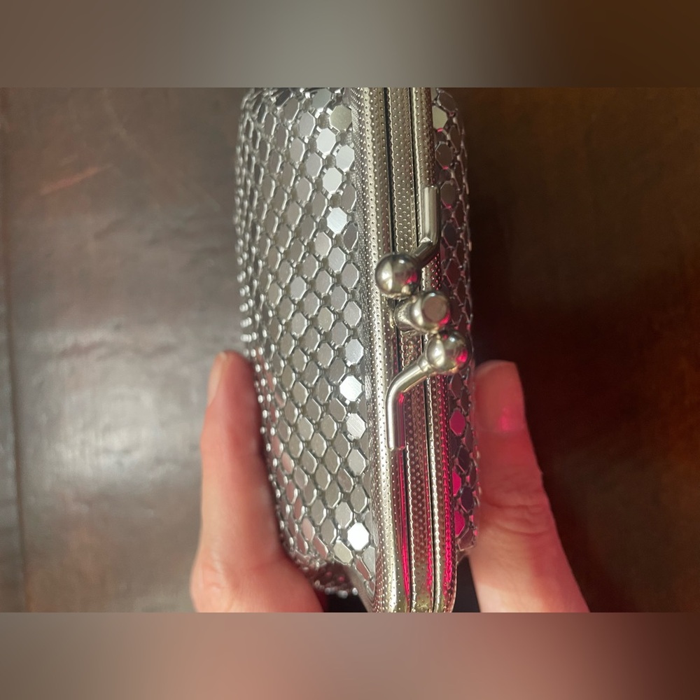 Silver tone mesh clutch/pouch. - Picture 3 of 6
